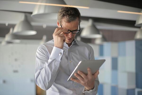 7 Ways Integrating Content into Your Sales Process Makes Your Team More Effective